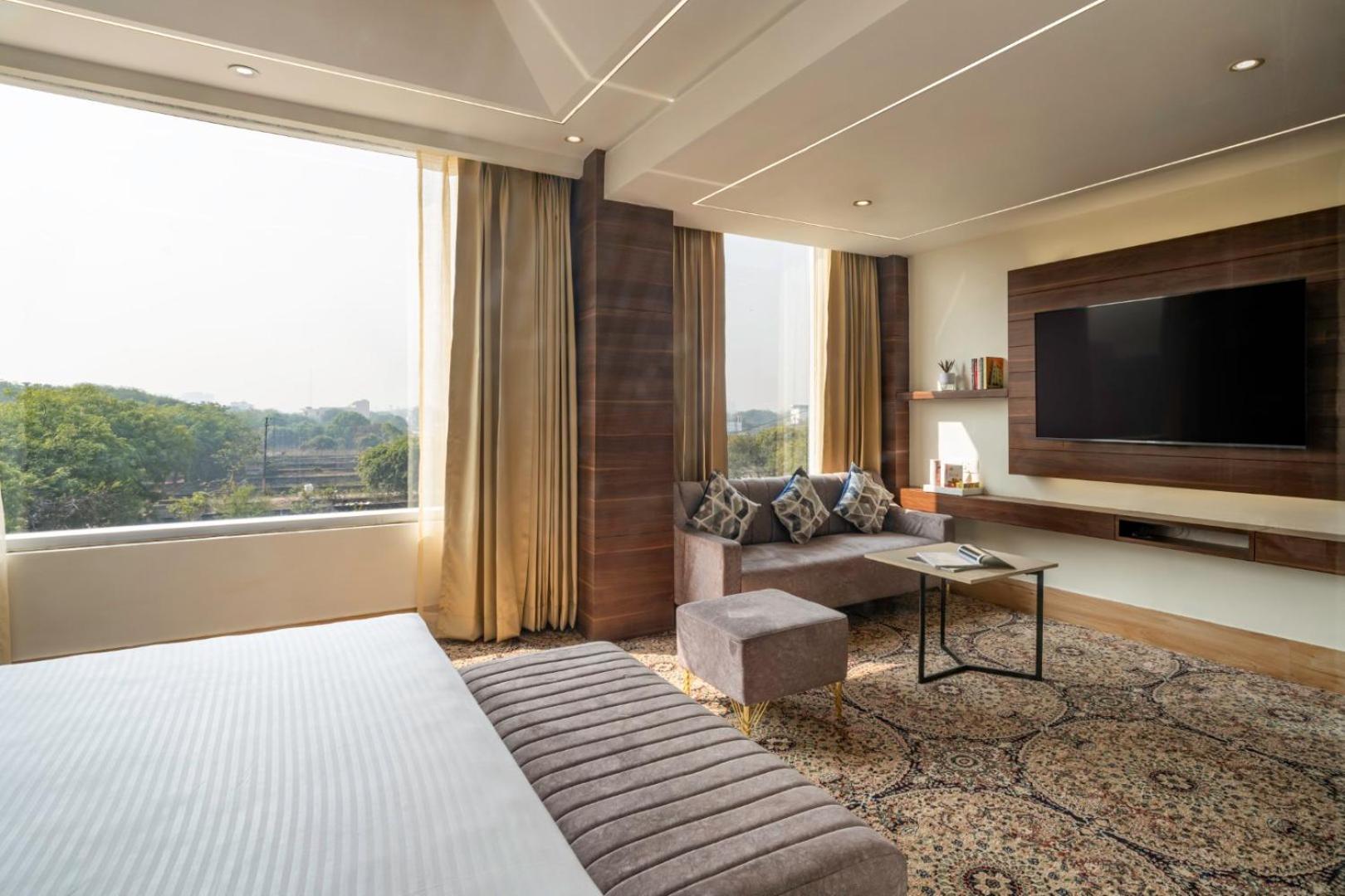 Clarks Inn Suites Agra Near Tajmahal מראה חיצוני תמונה